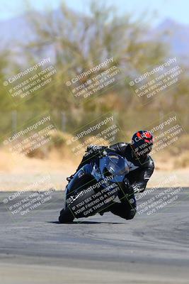 media/Mar-12-2022-SoCal Trackdays (Sat) [[152081554b]]/Turn 2 (1145am)/